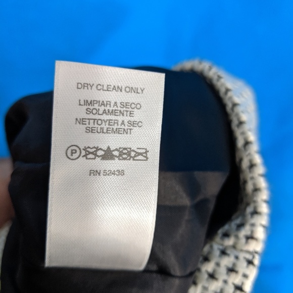 White and Black Textured Blazer Three Button Soft - Picture 7 of 8